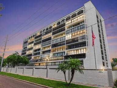 Main picture of Parkland Condominium