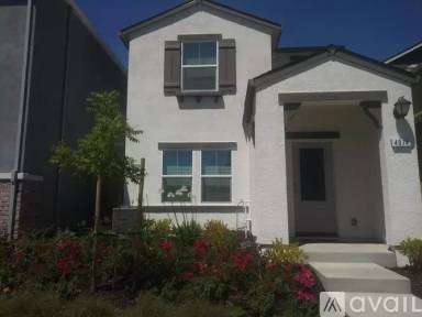 Main picture of 4071 Prosser St