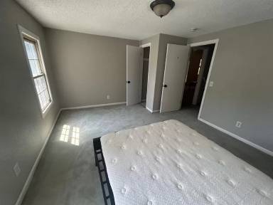 Main picture of 5543 Granada Ln