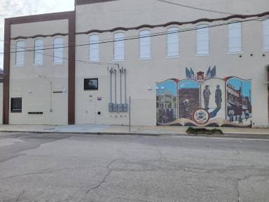 Main picture of 101 E North St