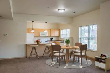 Main picture of 706 Fulton St
