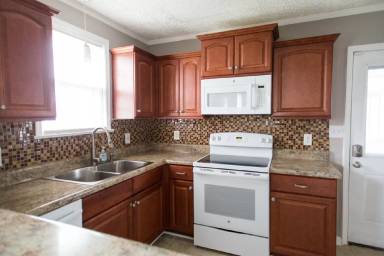 Main picture of Jay Street 50--WOODBINE