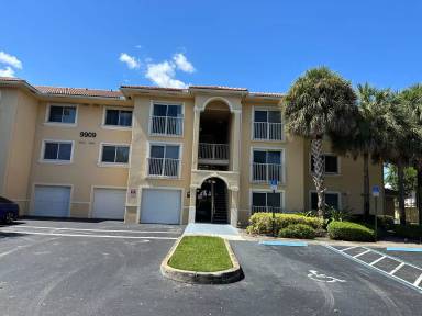 Main picture of 9909 Westwood Dr