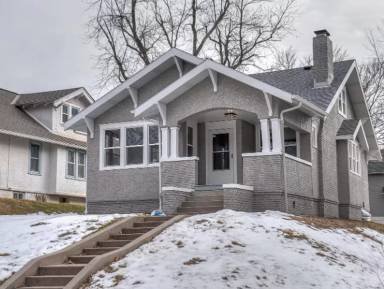 Main picture of 1015 N 32nd St