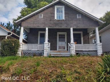 Main picture of 3325 7 1/2 Ave