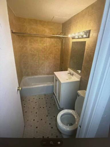 Main picture of 160 New Britain Ave