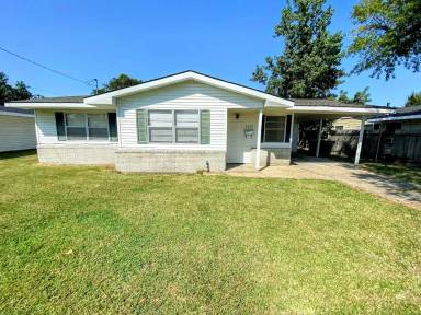 Main picture of 1201 Clover Dr