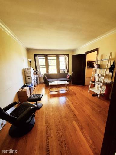 Main picture of 4600 N Wolcott Ave