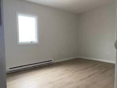 Main picture of 960 Violet Ave