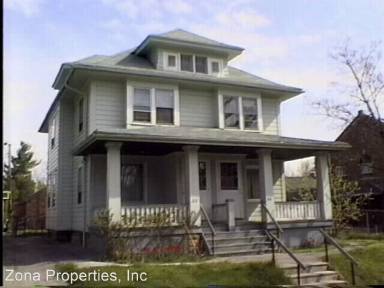 Main picture of 52 Monica St