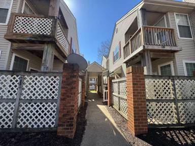 Main picture of 806 Newday Ct