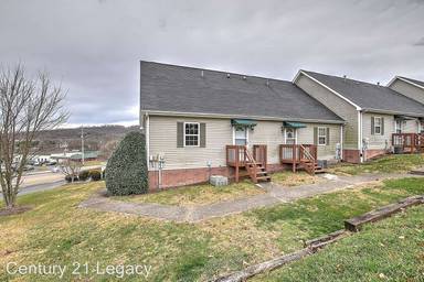 Main picture of 101 Cambridgeshire Ct