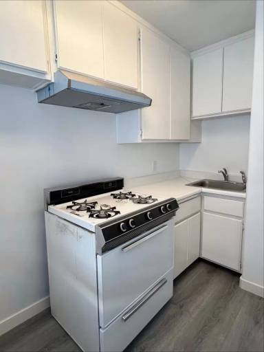 Main picture of 637 S McDonnell Ave