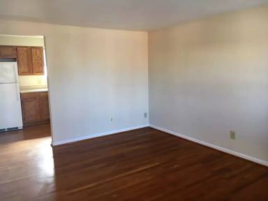 Main picture of 712 Riverview Dr