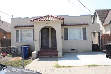 Main picture of 442 E 9th St