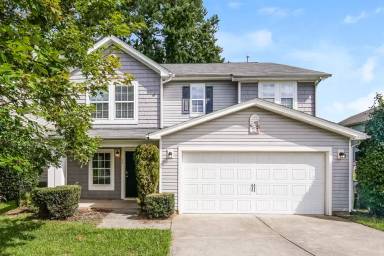 Main picture of 40 Norwich Dr