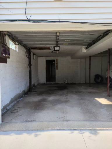 Main picture of 2422 4th St SW