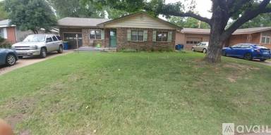 Main picture of 112 W Hartman Ave