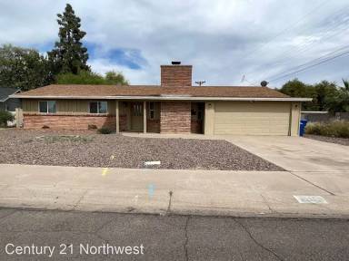 Main picture of 1014 W 6th Pl