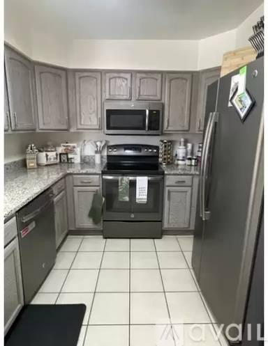 Main picture of 6039 S 42nd St
