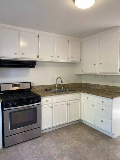 Main picture of 2525 Elden Ave