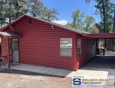Main picture of 1420 Knob Hill Rd