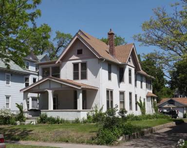 Main picture of 1317 6th St SE