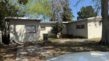 Main picture of 743 Essex Rd