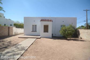 Main picture of 2516 E Lester St