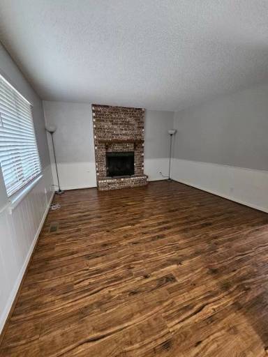 Main picture of 1603 Cambridge Dr
