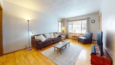 Main picture of 2319 Clark Ave