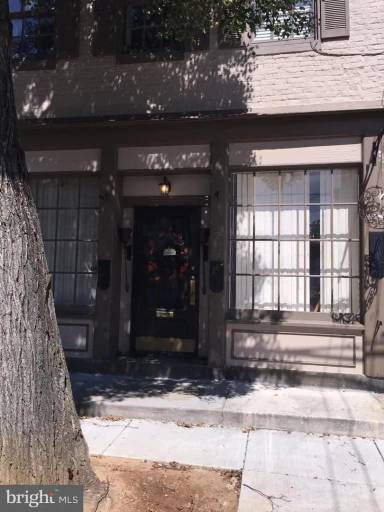 Main picture of 265 W Patrick St