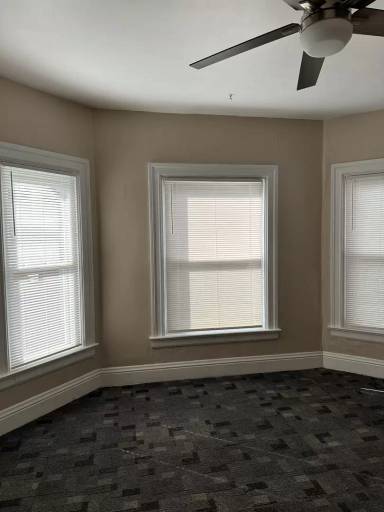 Main picture of 318 W College St