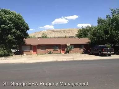 Main picture of 105 S 200 W