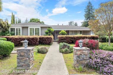 Main picture of 21370 Columbus Ave