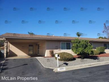 Main picture of 1890 Fairway Park