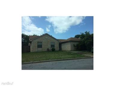 Main picture of 2406 Sunflower Dr