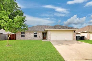Main picture of 7207 Upland Bend Dr