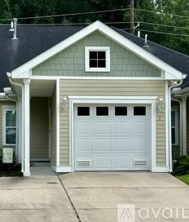 Main picture of 133 Lakewood Dr