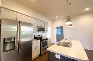 Main picture of 313 Ligon St