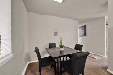 Main picture of 331 Deborah Dr
