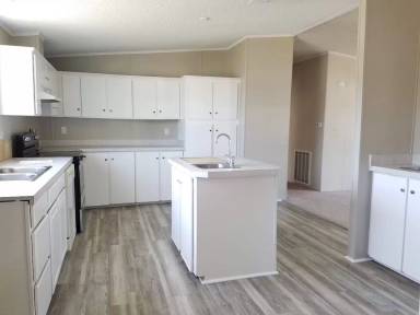 Main picture of 110 NE 68th Ct