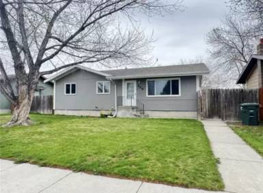 Main picture of 449 Byrd St