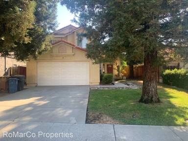 Main picture of 4805 Vinewood Way
