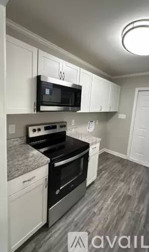 Main picture of 8634 Mission Hills Rd