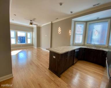 Main picture of 2308 W Taylor St