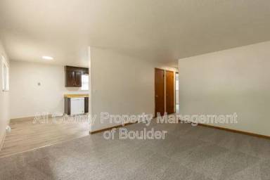 Main picture of 221 Andrew Ct
