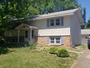 Main picture of 571 County Road B E