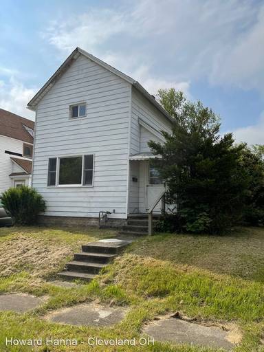 Main picture of 129 Hiler St