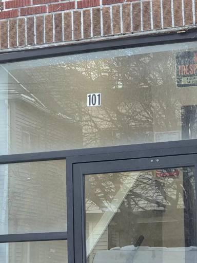 Main picture of 101 Burgess Pl